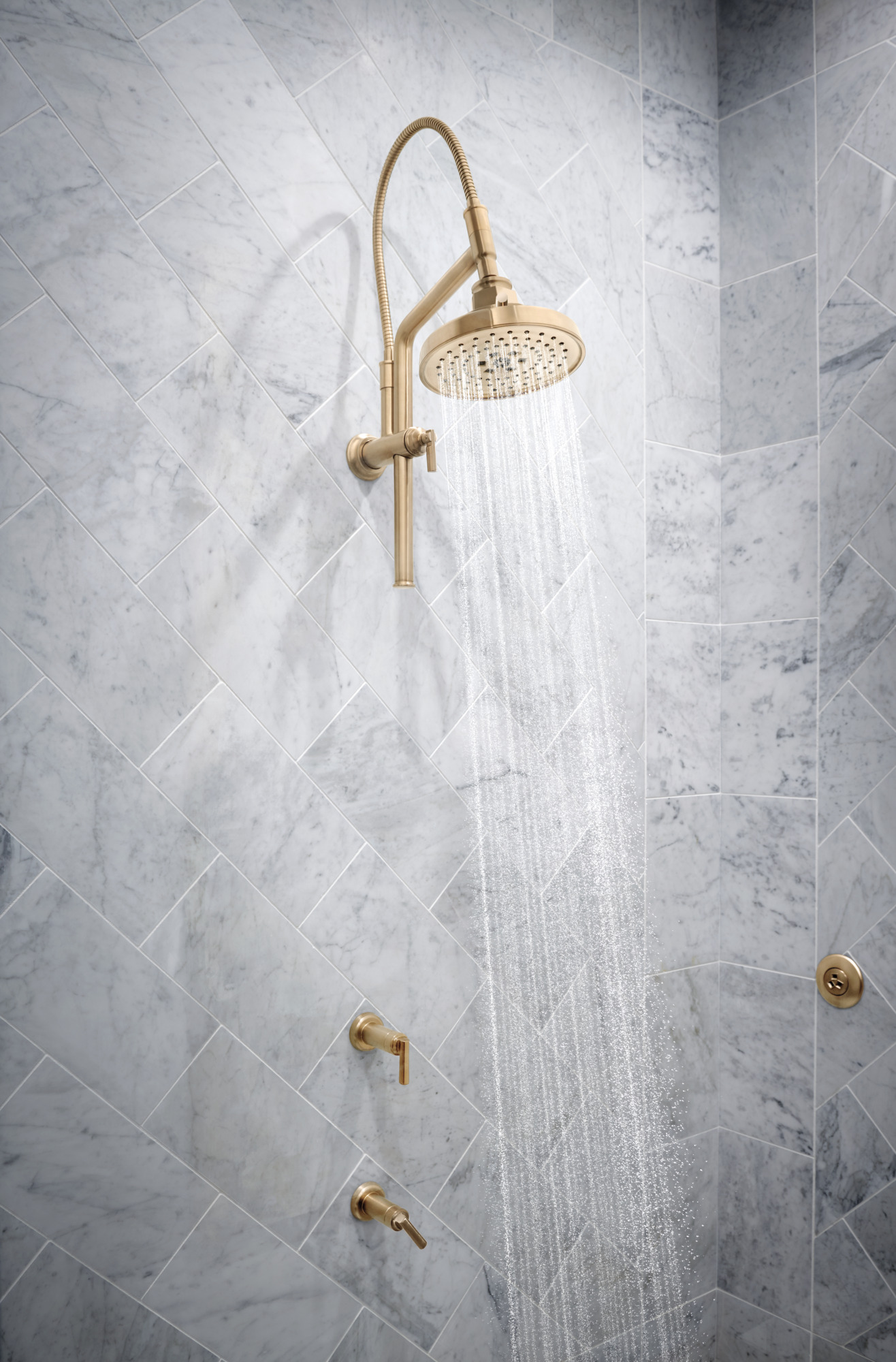 Essential™ Shower Series | Hydrachoice Max® Round Body Spray Trim